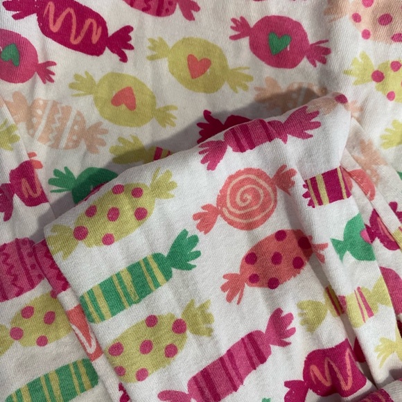 2PC The Children’s Place Snug fitting Wrapped Candy Pajamas Girls 8 - Picture 9 of 9